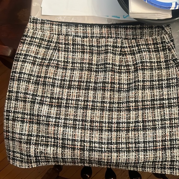 Skirt - Picture 1 of 3